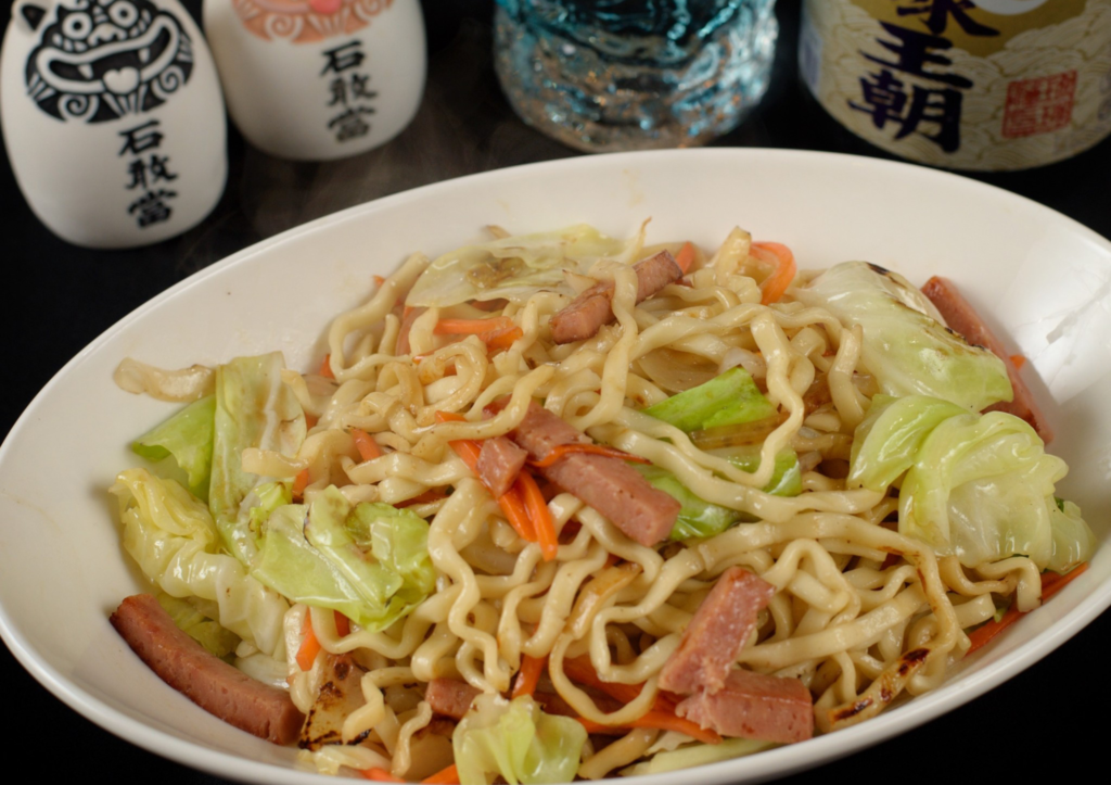 沖縄焼きそばの写真